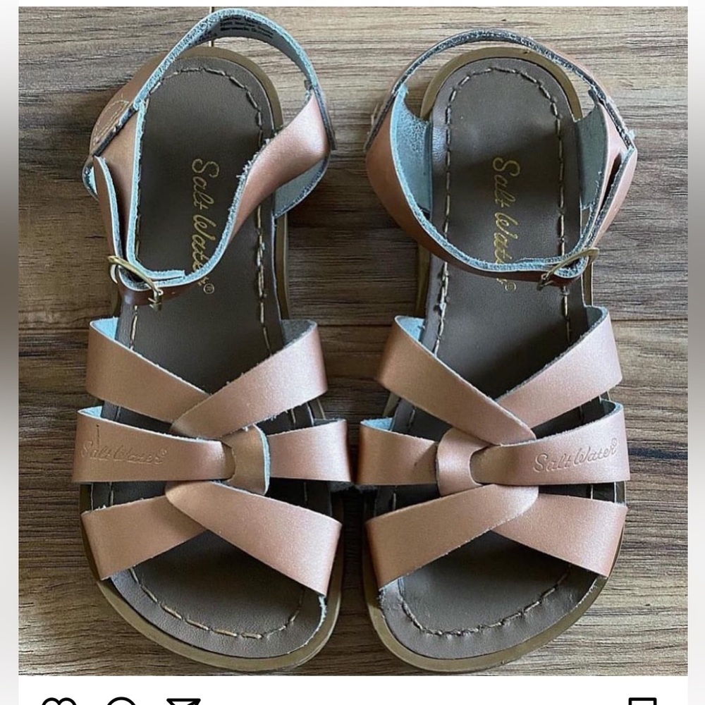 Saltwater sandals